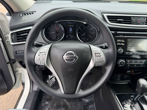 Used 2014 Nissan Rogue S AWD/4WD image 16