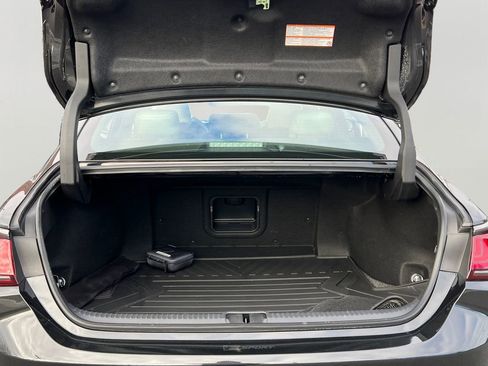 Certified 2025 Lexus ES 300h F Sport image 9