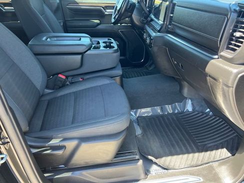 Used 2024 Chevrolet Silverado 1500 LT image 14