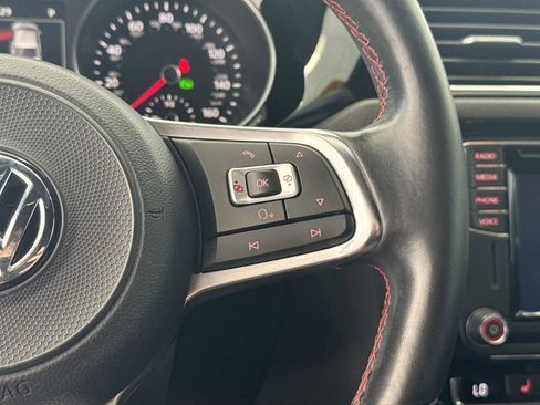 Used 2018 Volkswagen Jetta GLI FWD image 30
