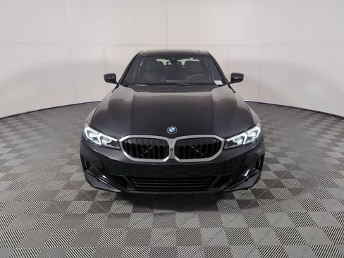 Used 2025 BMW 330i Sedan w/ Convenience Package image 5