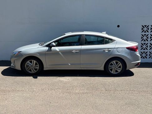 Used 2020 Hyundai Elantra Value Edition FWD image 2