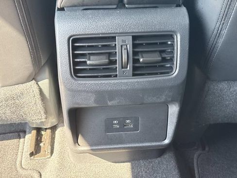 Used 2023 Nissan Rogue SV w/ SV Premium Package FWD image 12