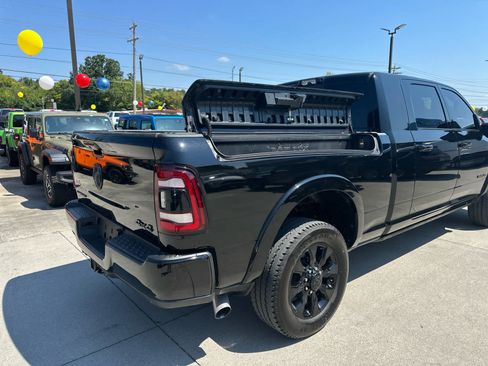 Used 2024 RAM 3500 Limited AWD/4WD image 8