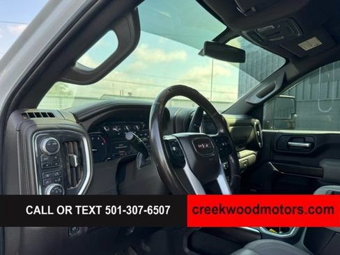 Used 2022 GMC Sierra 2500 SLT w/ SLT Premium Package AWD/4WD image 16