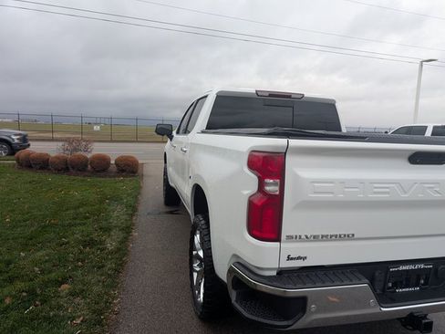 Used 2019 Chevrolet Silverado 1500 LTZ w/ LTZ Premium Package image 10
