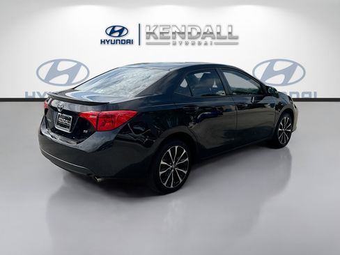 Used 2017 Toyota Corolla SE FWD image 6