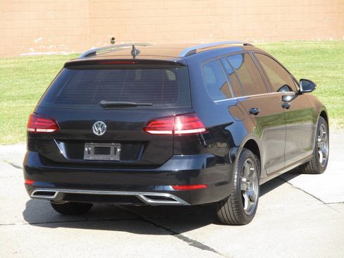 Used 2018 Volkswagen Golf SEL FWD image 7