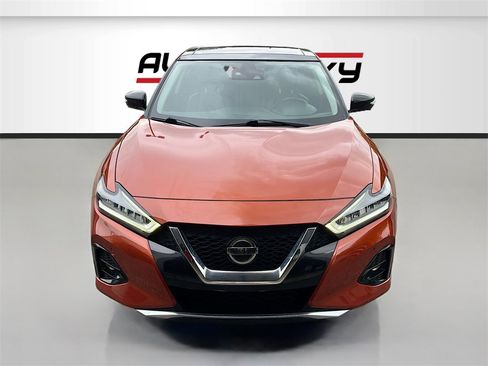 Used 2021 Nissan Maxima Platinum w/ Sport Mat Group image 2