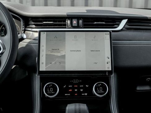 New 2026 Jaguar F-PACE R-Dynamic S image 18