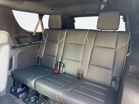 Certified 2026 Cadillac Escalade ESV Luxury RWD image 28