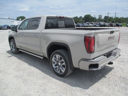 New 2026 GMC Sierra 1500 Denali AWD/4WD image 10