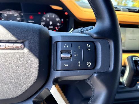 Used 2024 Land Rover Defender 110 X-Dynamic SE AWD/4WD image 19