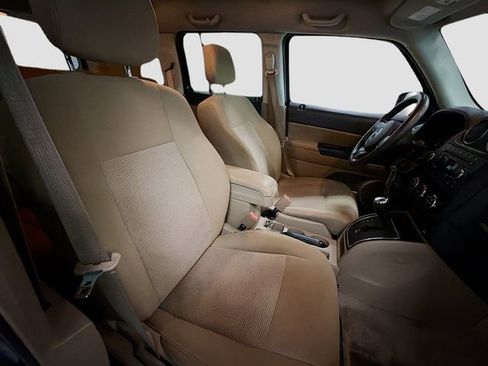 Used 2014 Jeep Patriot Sport w/ Power Value Group image 26
