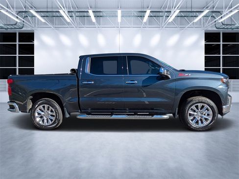 Used 2020 Chevrolet Silverado 1500 LTZ w/ LTZ Premium Package image 2