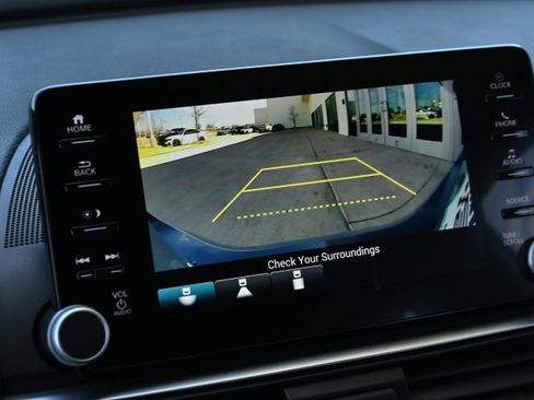 Used 2022 Honda Accord Sport image 16