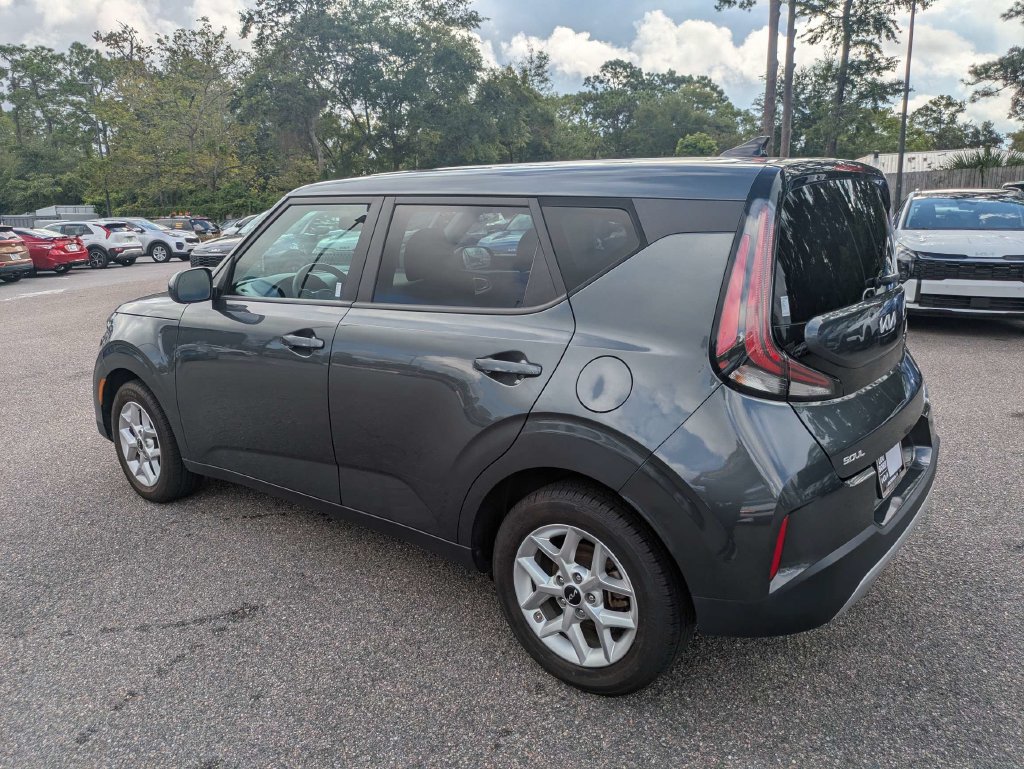 Used 2024 Kia Soul LX w/ Option Group 015 FWD image 6