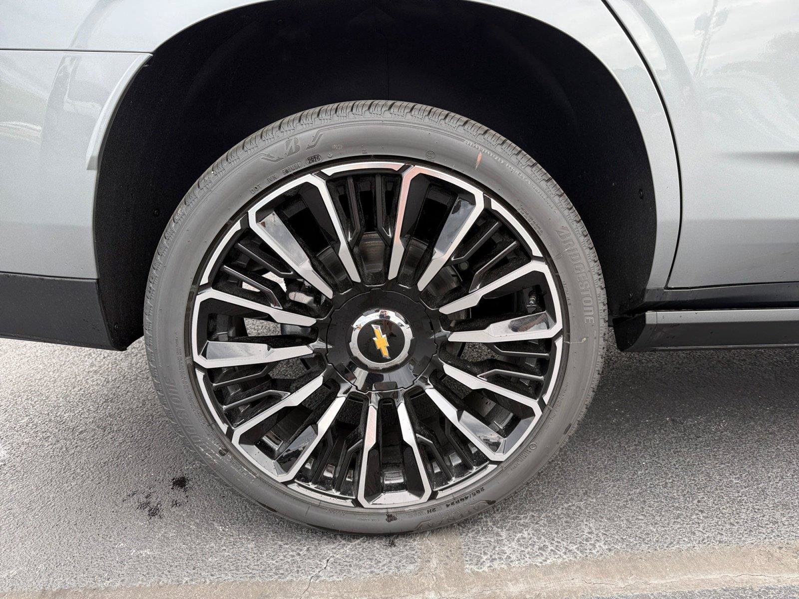 New 2026 Chevrolet Tahoe High Country AWD/4WD image 32
