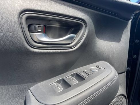 Used 2024 Honda HR-V EX-L image 18