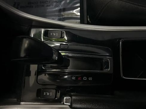 Used 2016 Honda Accord Touring image 12