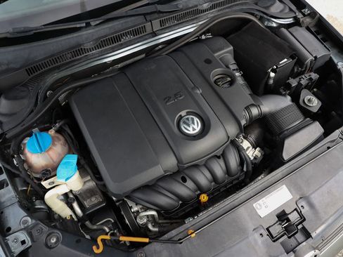 Used 2012 Volkswagen Jetta SE FWD image 41