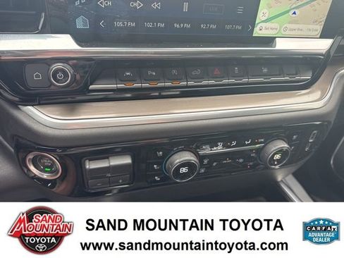 Used 2022 Chevrolet Silverado 1500 High Country w/ High Country Premium Package image 24