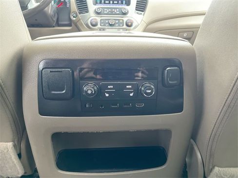 Used 2020 GMC Yukon XL SLT w/ Premium Edition image 21
