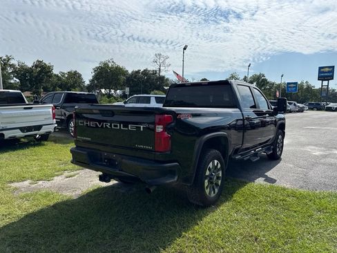 Used 2025 Chevrolet Silverado 2500 Custom w/ Custom Value Package AWD/4WD image 4