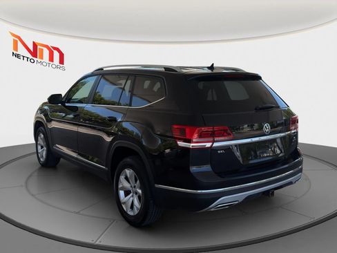 Used 2018 Volkswagen Atlas SEL AWD/4WD image 3