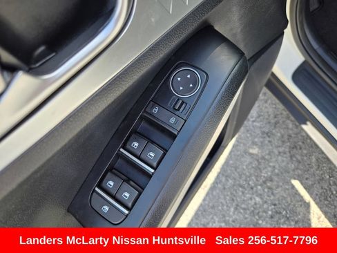 Used 2024 Kia Soul LX w/ Option Group 015 FWD image 21