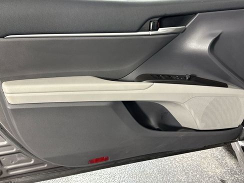 Used 2023 Toyota Camry SE image 28