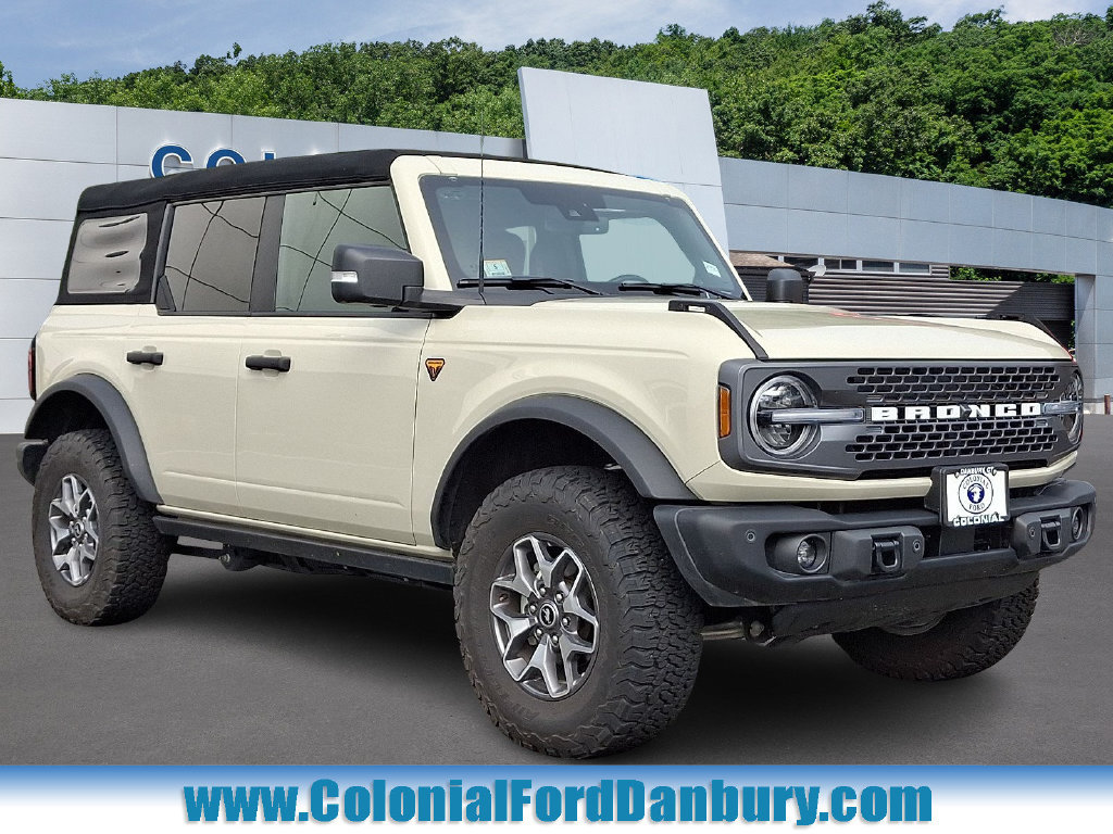 Used 2025 Ford Bronco Badlands AWD/4WD image 1