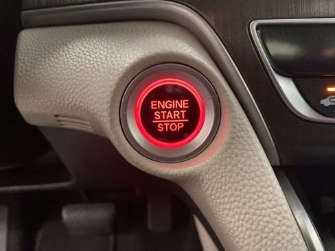 Used 2018 Honda Accord LX image 14