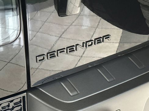 New 2026 Land Rover Defender 110 OCTA image 13