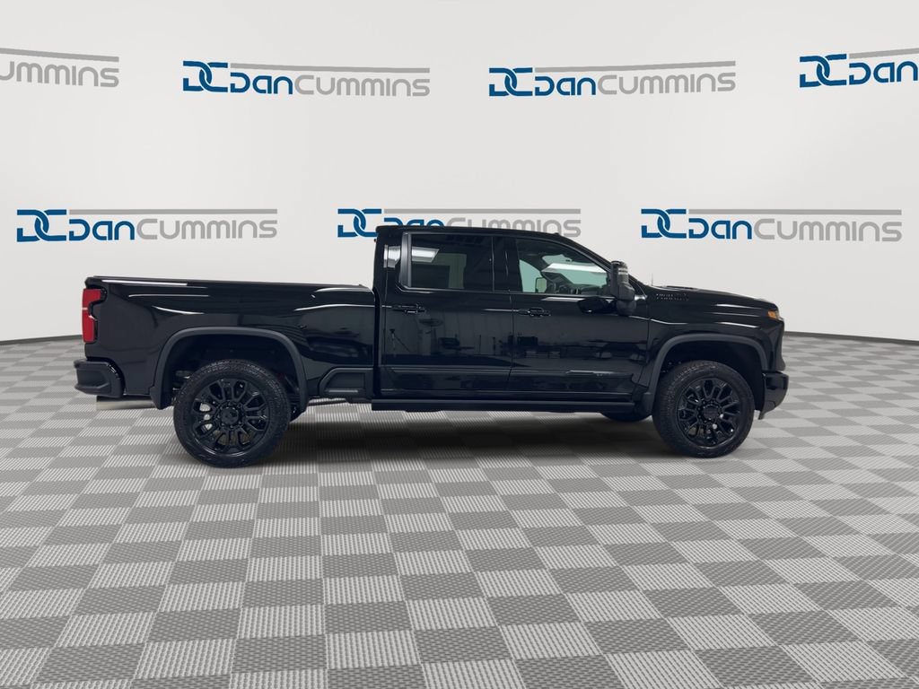 New 2026 Chevrolet Silverado 2500 High Country w/ High Country Premium Package AWD/4WD image 9