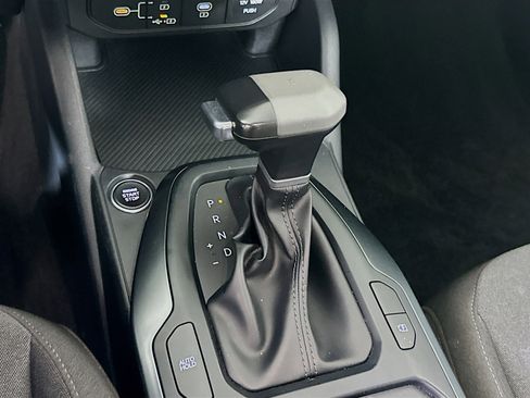 Used 2025 Kia K4 LXS image 24