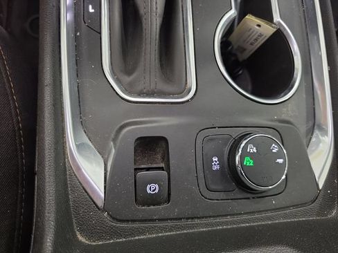 Used 2019 Chevrolet Traverse LT w/ LPO, Floor Liner Package AWD/4WD image 10