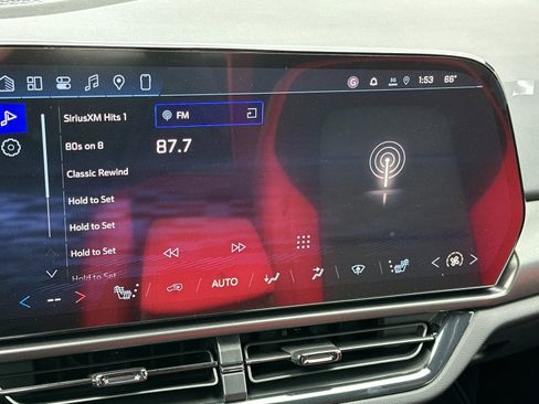 New 2026 Chevrolet Equinox EV RS image 21