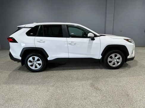 Used 2023 Toyota RAV4 LE AWD/4WD image 2