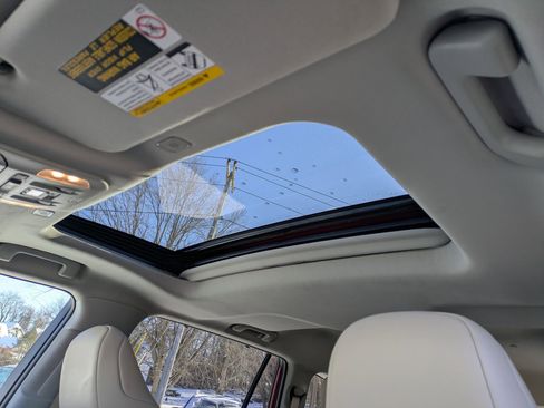 Certified 2023 Toyota Highlander XLE image 15