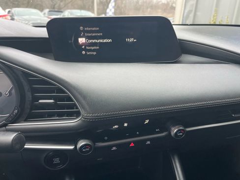 Used 2021 MAZDA MAZDA3 s image 16