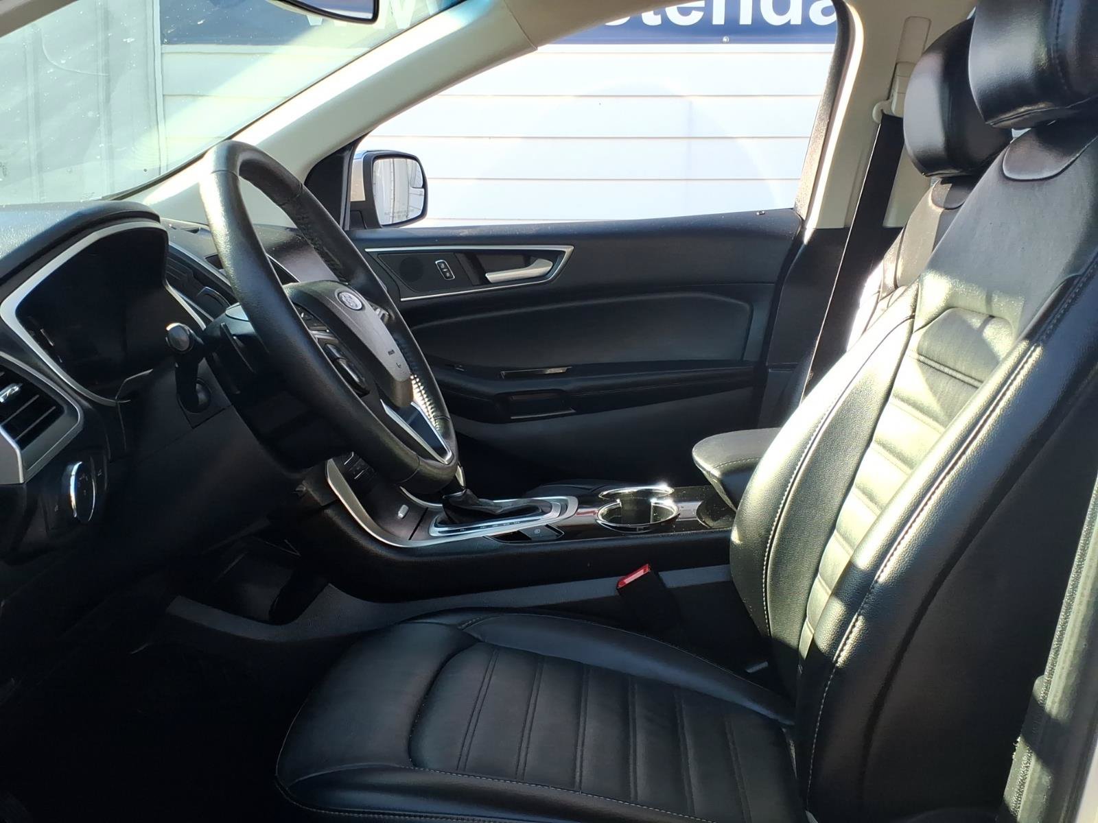 Used 2018 Ford Edge SEL w/ Equipment Group 201A AWD/4WD image 7