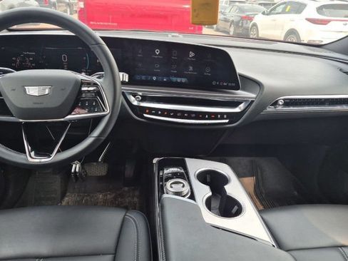 Used 2024 Cadillac Lyriq Tech w/ Driver Assist Package AWD/4WD image 2