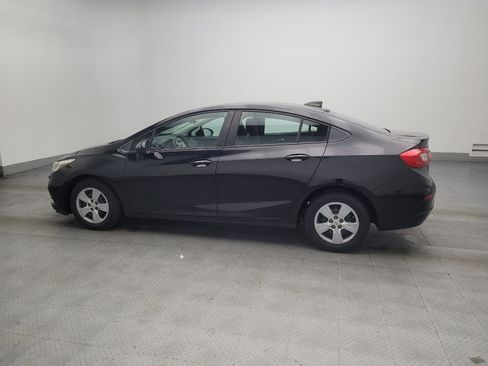 Used 2018 Chevrolet Cruze LS image 3