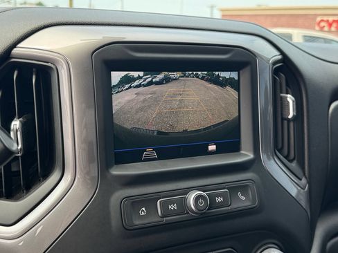 Used 2022 Chevrolet Silverado 2500 Custom w/ Custom Value Package AWD/4WD image 20
