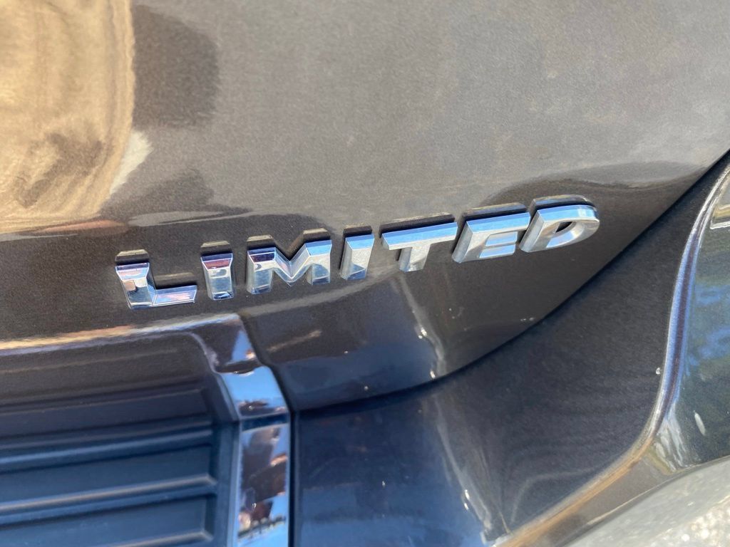 Used 2021 Jeep Grand Cherokee Limited w/ Trailer Tow Group IV AWD/4WD image 15