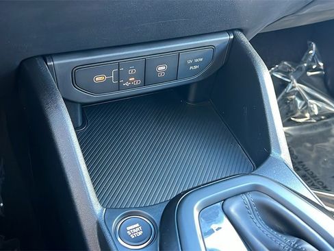 New 2025 Kia K4 LXS image 15