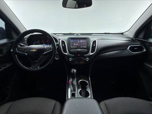 Used 2020 Chevrolet Equinox LT w/ Driver Convenience Package FWD image 27