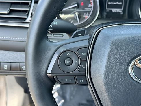 Used 2024 Toyota Camry SE image 15