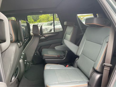 Used 2026 GMC Yukon AT4 w/ AT4 Premium Plus Package AWD/4WD image 21
